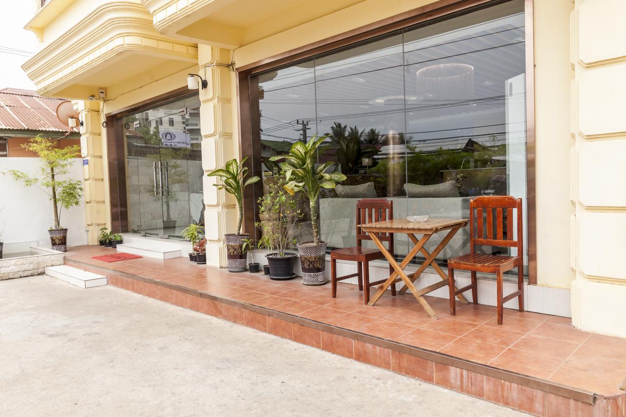 Central Boutique Hotel Vientiane Exterior photo